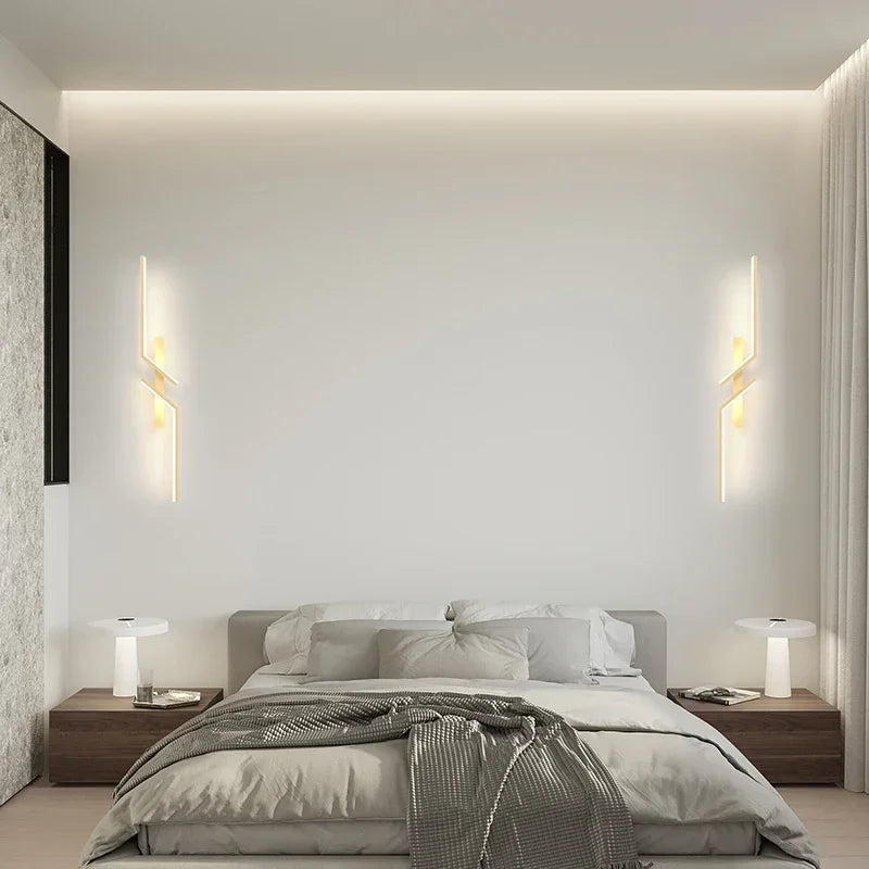 Minimalist Metal Wall Sconce Light Fixture