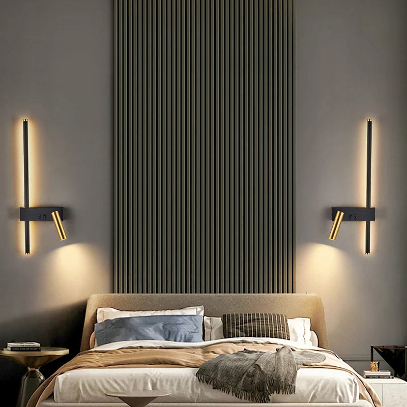 Wall-mounted reading light - Right