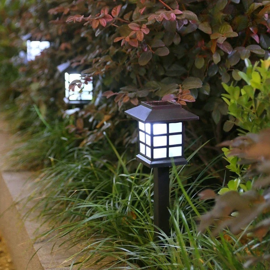 Outdoor Path Edging Light - White
